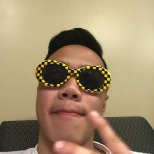 Meet your Posher, Francis